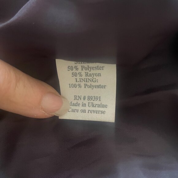 Hannah Extra Long Coat in Size 2. Burgundy, fully lined, lightweight - Picture 9 of 12